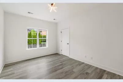 232 E Brown St, Milwaukee, WI 53212 - Photo 20