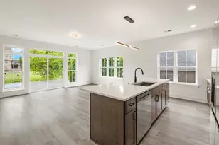 232 E Brown St, Milwaukee, WI 53212 - Photo 8