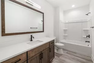 232 E Brown St, Milwaukee, WI 53212 - Photo 12