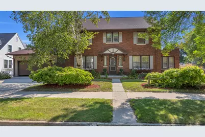 3305 N 9th St, Sheboygan, WI 53083 - Photo 1
