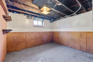 2116 S 70th St, West Allis, WI 53219 - Photo 24
