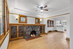 2116 S 70th St, West Allis, WI 53219 - Photo 8
