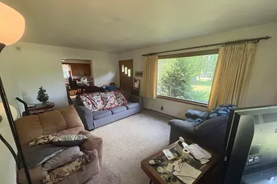 8311  7 Mile Rd, Racine, WI 53108 - Photo 4