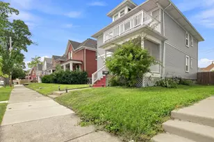 2142 Clarence Ave, Racine, WI 53405 - Photo 2