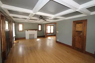 181 Kendall St, Burlington, WI 53105 - Photo 2