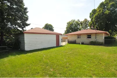 5646 S 30th St, Milwaukee, WI 53221 - Photo 6