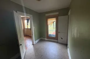 3258 N 33rd St, Milwaukee, WI 53216 - Photo 10