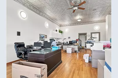 1021  Franklin St, Manitowoc, WI 54220 - Photo 6