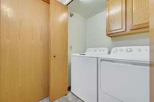 1926 Parknoll Ln, Port Washington, WI 53074 - Photo 16