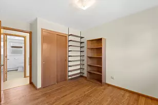 4978 S 24th St, Milwaukee, WI 53221 - Photo 20