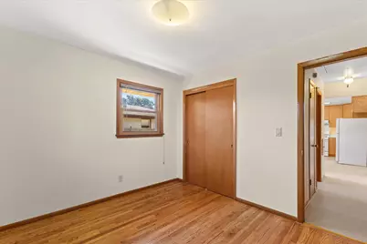 4978 S 24th St, Milwaukee, WI 53221 - Photo 18