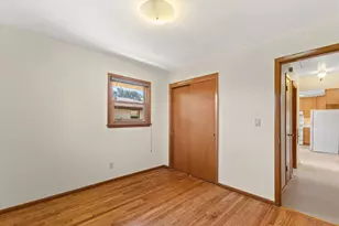 4978 S 24th St, Milwaukee, WI 53221 - Photo 18
