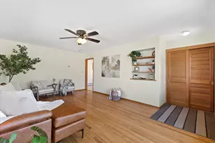 4978 S 24th St, Milwaukee, WI 53221 - Photo 4