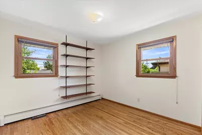 4978 S 24th St, Milwaukee, WI 53221 - Photo 16