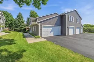 212 S Mountin Dr, Mayville, WI 53050 - Photo 1