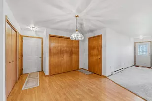 212 S Mountin Dr, Mayville, WI 53050 - Photo 10