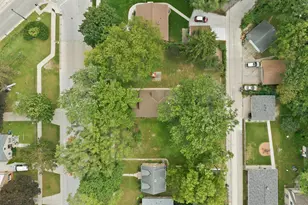 1919 W Marne Ave, Glendale, WI 53209 - Photo 40