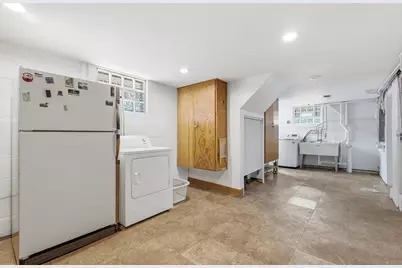 1919 W Marne Ave, Glendale, WI 53209 - Photo 26