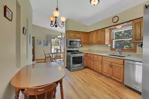 4495 S Church Dr, New Berlin, WI 53151 - Photo 8