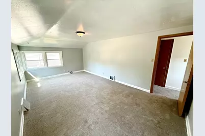 4510 W Tripoli Ave, Milwaukee, WI 53220 - Photo 12