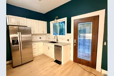 300 W Chestnut St, Burlington, WI 53105 - Photo 8