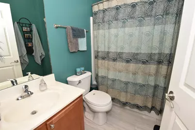 1033  Hastings Ct #202, Racine, WI 53406 - Photo 20