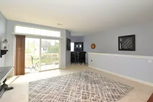 1033 Hastings Ct, Racine, WI 53406 - Photo 2