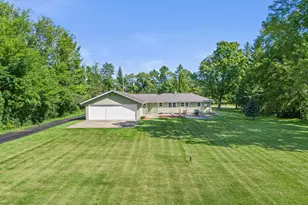 N84W19255 Menomonee Ave, Menomonee Falls, WI 53051 - Photo 16