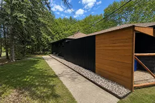 1972 Lake Shore Rd, Grafton, WI 53024 - Photo 22
