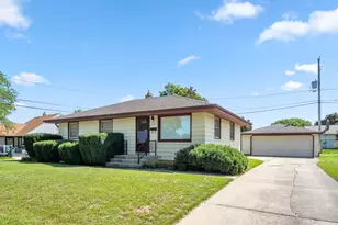 4418 S Kentucky Ave, Milwaukee, WI 53221 - Photo 1