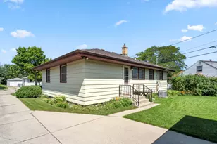 4418 S Kentucky Ave, Milwaukee, WI 53221 - Photo 34
