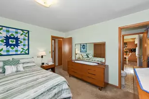 4749 N 90th St, Milwaukee, WI 53225 - Photo 12