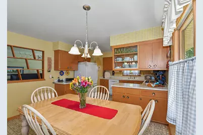 4749 N 90th St, Milwaukee, WI 53225 - Photo 14