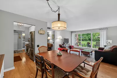 940 W Heritage Ct #104, Mequon, WI 53092 - Photo 4