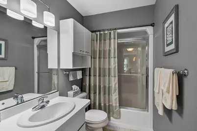 940 W Heritage Ct #104, Mequon, WI 53092 - Photo 10