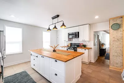 2742 S Greeley St, Milwaukee, WI 53207 - Photo 18