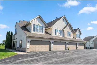 981  Hastings Ct #202, Sturtevant, WI 53406 - Photo 4