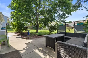 629 2 Rivers Dr, Mukwonago, WI 53149 - Photo 38