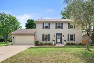 1927 Cliff-Alex Ct, Waukesha, WI 53189 - Photo 50