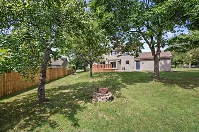 1927  Cliff-Alex Ct, Waukesha, WI 53189 - Photo 32