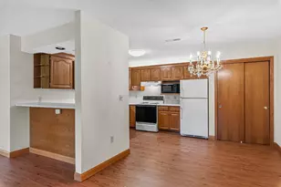 17410 W Lincoln Ave, New Berlin, WI 53146 - Photo 10