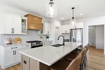 14141 N Lake Shore Dr, Mequon, WI 53097 - Photo 8