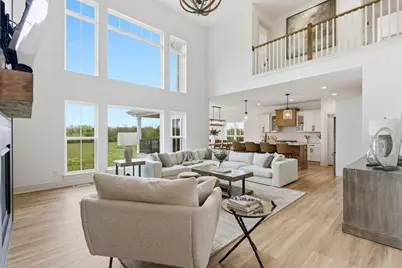 14141 N Lake Shore Dr, Mequon, WI 53097 - Photo 4