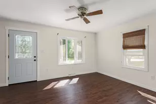 528 Humboldt St, Watertown, WI 53094 - Photo 6
