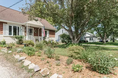 528  Humboldt St, Watertown, WI 53094 - Photo 4