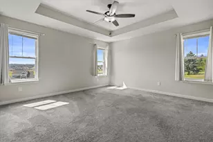 N67W25383 Breckenridge Ct, Sussex, WI 53089 - Photo 12