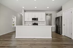 N67W25383 Breckenridge Ct, Sussex, WI 53089 - Photo 8