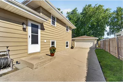720  South St, Racine, WI 53402 - Photo 20