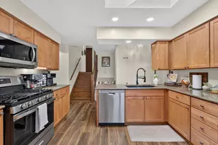 720 South St, Racine, WI 53402 - Photo 4