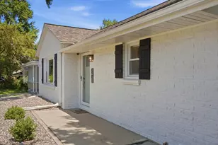 3430 N Mayfair Rd, Wauwatosa, WI 53222 - Photo 32